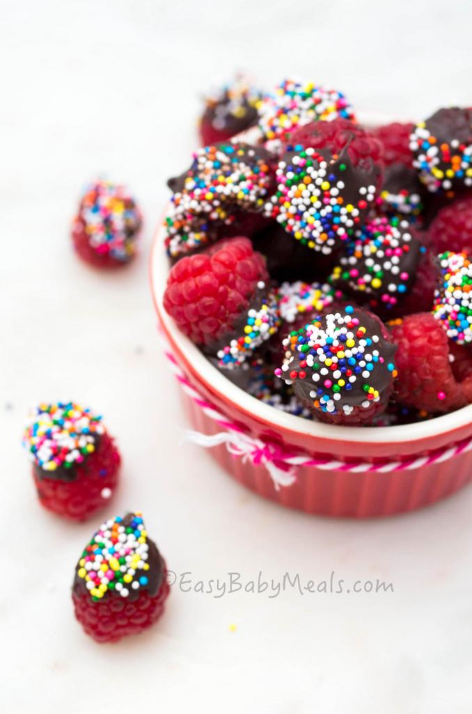 chocolate-covered-raspberries