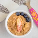 Quick Breakfast Oatmeal- Easy Baby Meals #babyfood #breakfast
